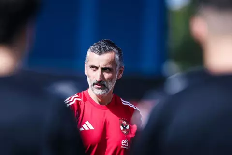 محسن صالح عن ريبيرو: ليس في مستوى الأهلي.. ولماذا تأتوا بمدرب لا يمتلك تاريخا؟